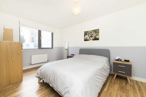 undefined, High Street, London E15