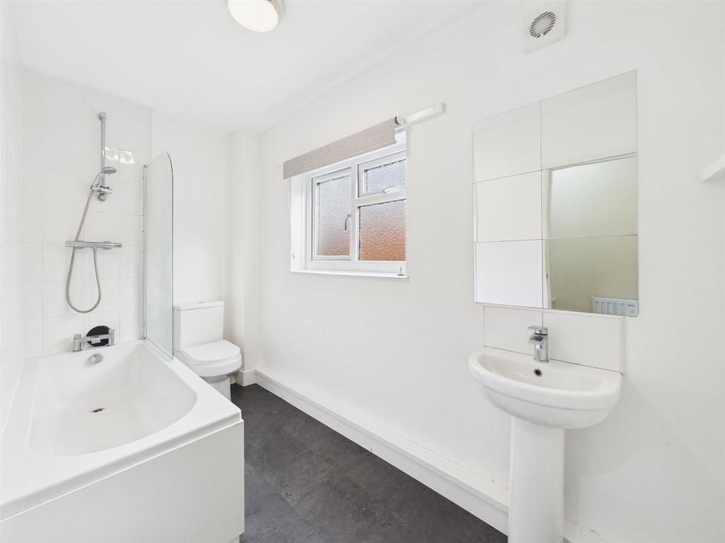 Bath 1.jpg