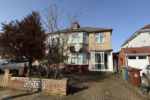 Manor Road, Harrow, HA1