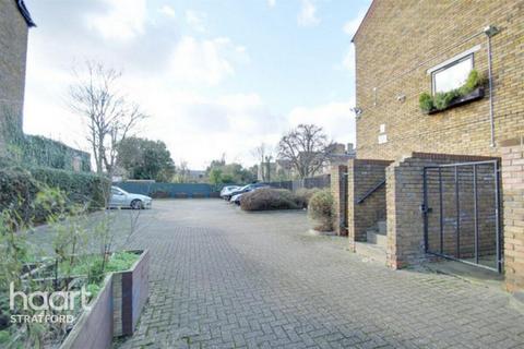 1 bedroom flat for sale, Sprowston Road, London