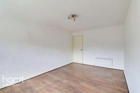 1 bedroom flat for sale, Sprowston Road, London