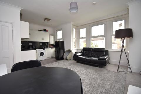 2 bedroom apartment for sale, Eglinton Hill, Shooters Hill