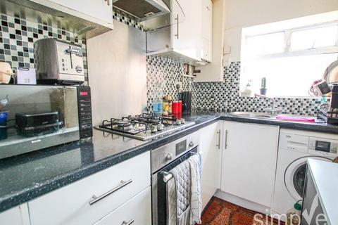 2 bedroom house to rent, Woodrow Avenue, Hayes, Middlesdex
