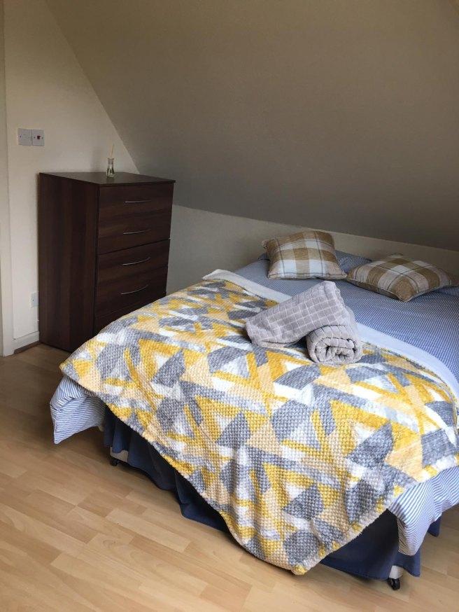 Chatsworth-road-nw2-4bl-1049419