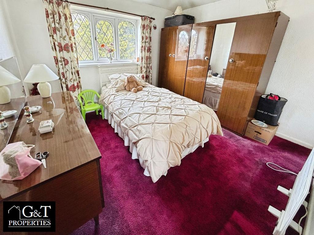 Second bedroom