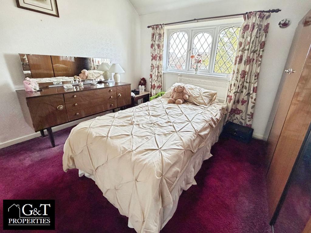 Second bedroom