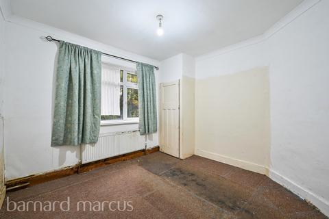 3 bedroom terraced house for sale, Seely Road, London