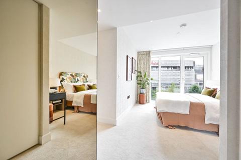 Studio for sale, White City Living, White City W12