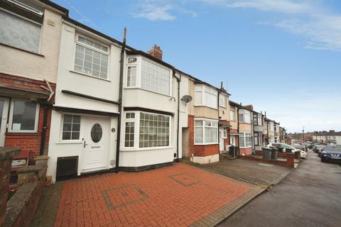 Warren Road, Luton