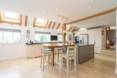 4 bedroom detached house to rent, Tarz Lane, Donnington, PO20