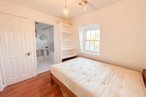 1 bedroom flat to rent, Camden Road, London NW1