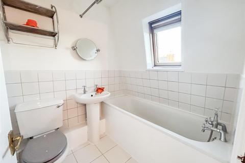 1 bedroom flat to rent, Camden Road, London NW1