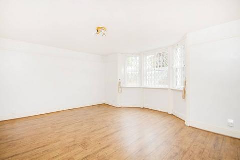 1 bedroom maisonette for sale, Lewin Road, Streatham Common, London, SW16