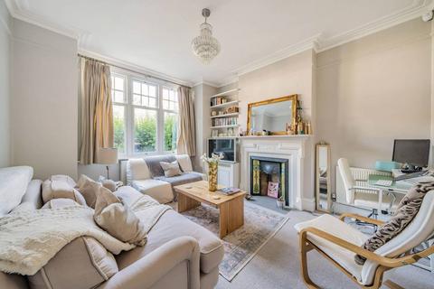 2 bedroom flat to rent, Glencairn Road, Streatham Common, London, SW16