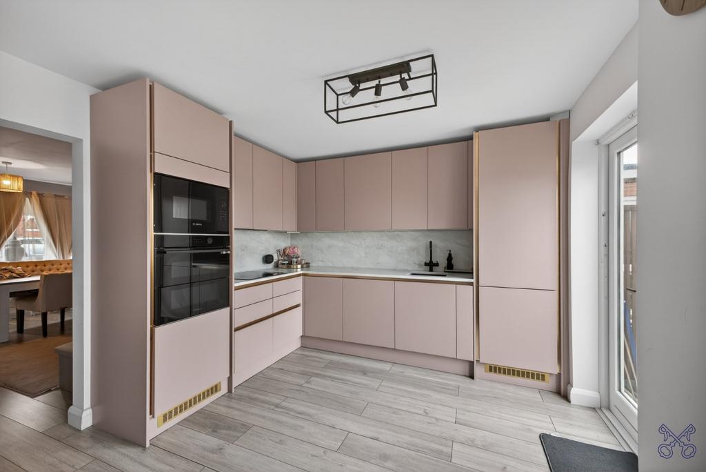 Kitchen / Diner