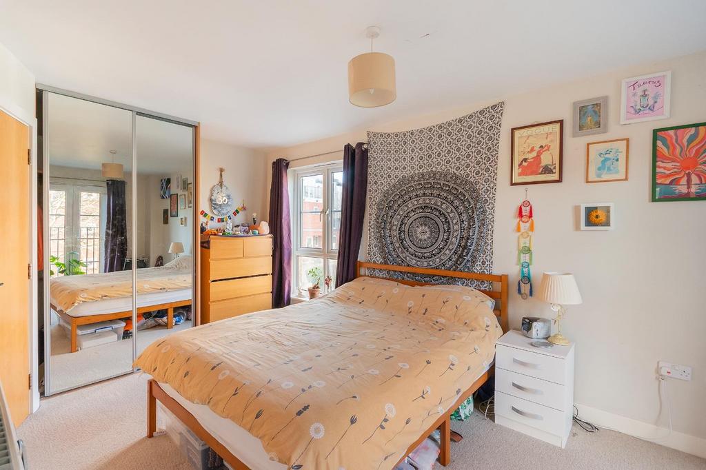 8 B6 SHD - Bedroom C.jpg