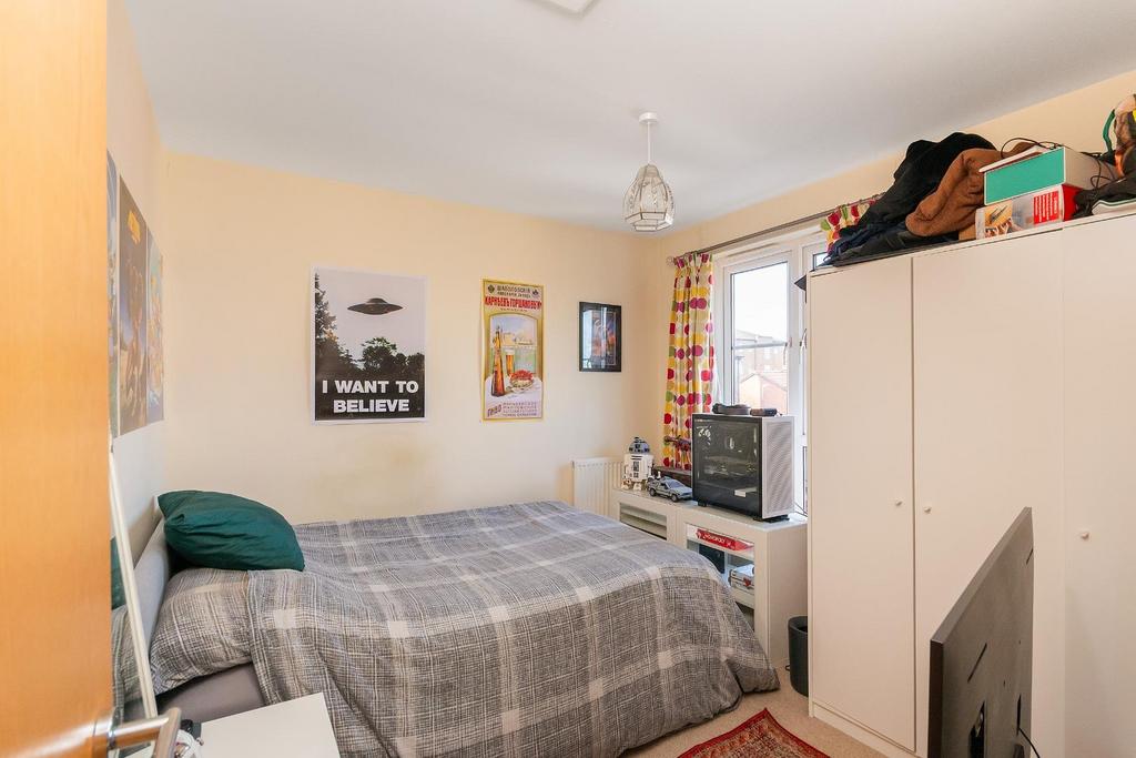 8 B6 SHD - Bedroom J.jpg