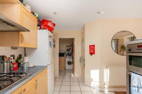 4 bedroom semi-detached house for sale, Bartholomews Square, Horfield