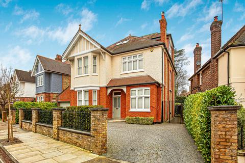 undefined, Denbigh Gardens, Richmond, Surrey, TW10