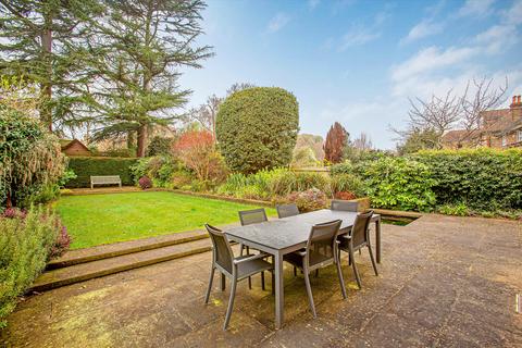 undefined, Denbigh Gardens, Richmond, Surrey, TW10