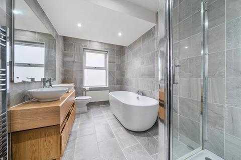 2 bedroom end of terrace house for sale, Castle Road, St. Albans