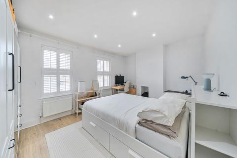 2 bedroom end of terrace house for sale, Castle Road, St. Albans