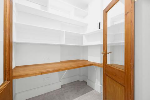 3 bedroom flat to rent, Kensington Park Gardens, London, W11