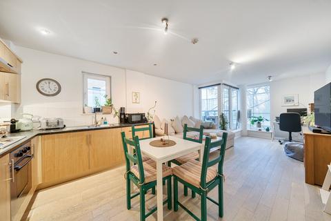 Osiers Road, Putney, London, SW18