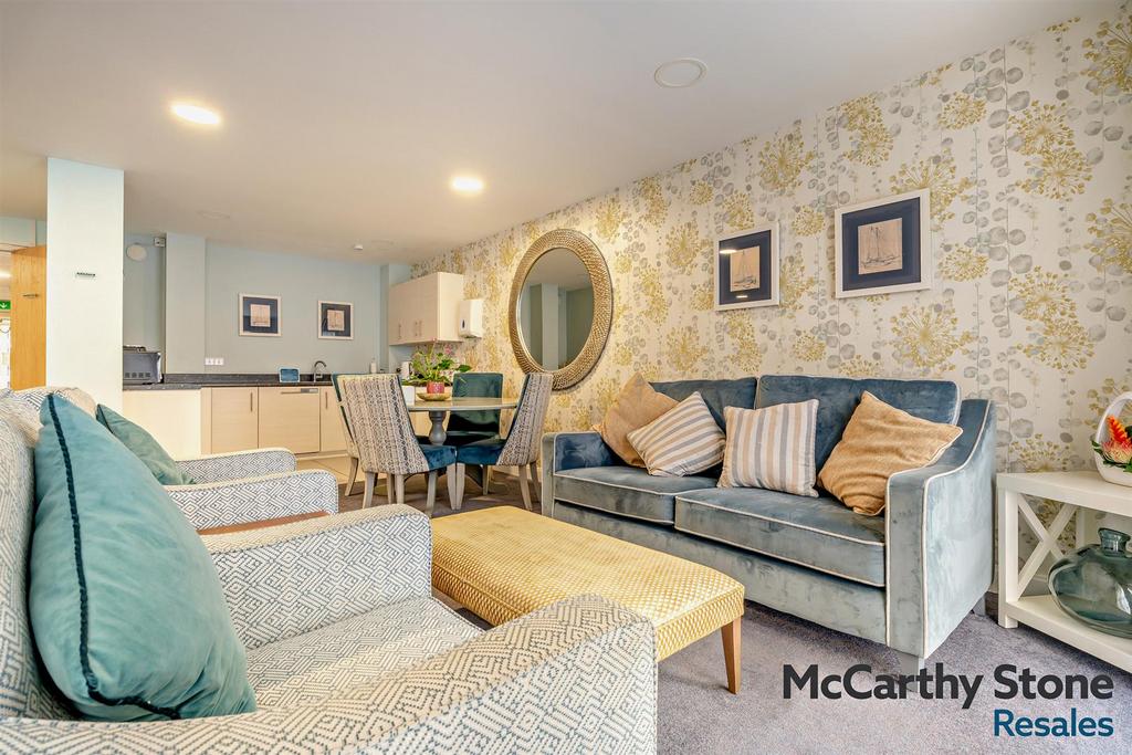 8680778-interior04-800.jpg
