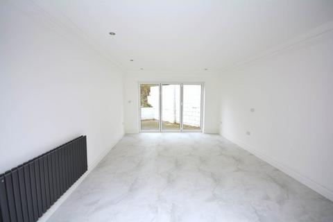 undefined, Woodley Hill, Chesham