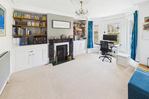 4 bedroom detached house for sale, Newtown Road, Warsash