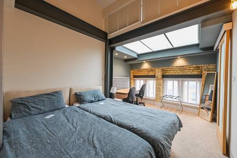 2 bedroom flat for sale, Union Central Building, Kingsland Road, Hoxton, London, E2