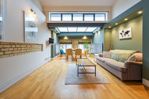 2 bedroom flat for sale, Union Central Building, Kingsland Road, Hoxton, London, E2