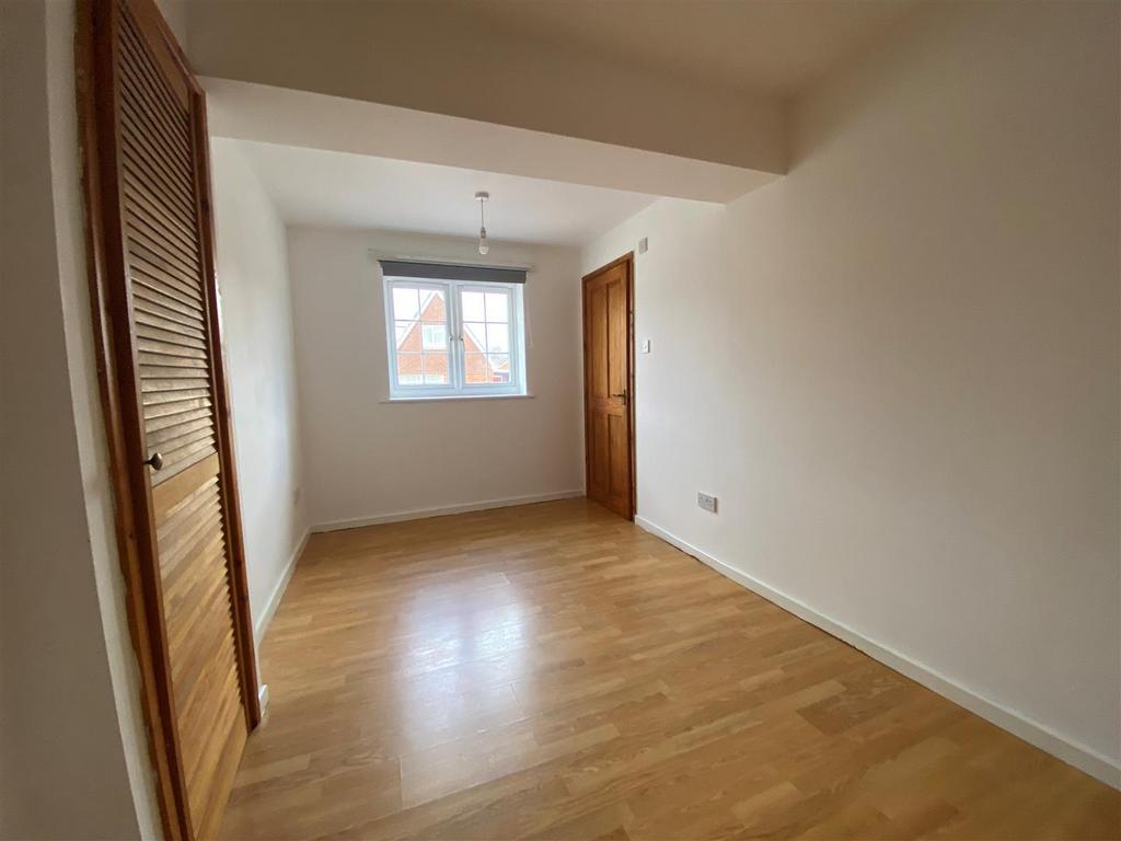 Bedroom 4.2.jpg