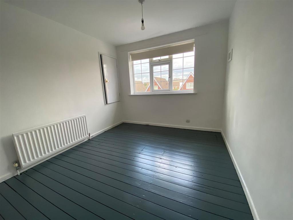 Bedroom 2.2.jpg