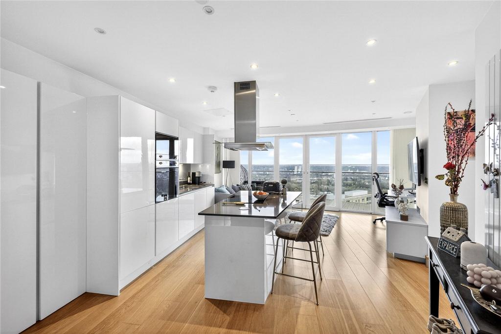 Kitchen/Reception