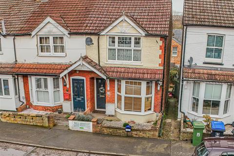 2 bedroom end of terrace house for sale, Winifred Road, Hemel Hempstead, HP3