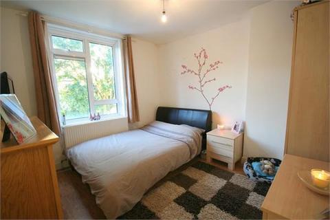 1 bedroom maisonette to rent, Northwood Road, Uxbridge UB9