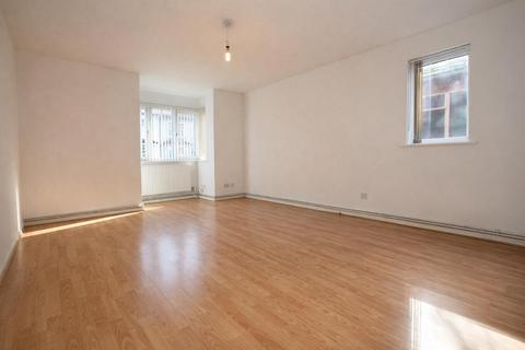 1 bedroom flat for sale, Nutbeem Road, Eastleigh
