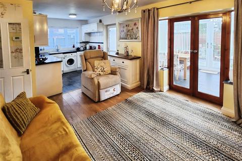 2 bedroom bungalow for sale, Wiclif Way, Warwickshire CV10