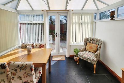2 bedroom bungalow for sale, Wiclif Way, Warwickshire CV10