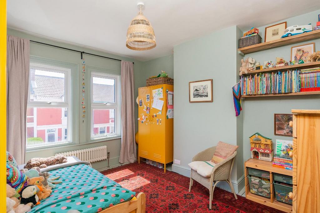 4 U3 SRBN - Bedroom E.jpg