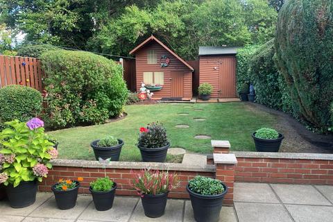 3 bedroom semi-detached house for sale, Primrose Lane,, Halton, Leeds