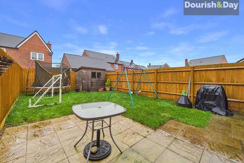 2 bedroom end of terrace house for sale, Shepherds Fold, Stafford ST19
