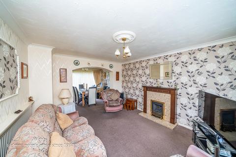 3 bedroom semi-detached house for sale, Beaumont Close, Walsall WS6