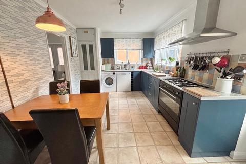 3 bedroom semi-detached house for sale, Long Avenue, Bexhill on Sea TN40
