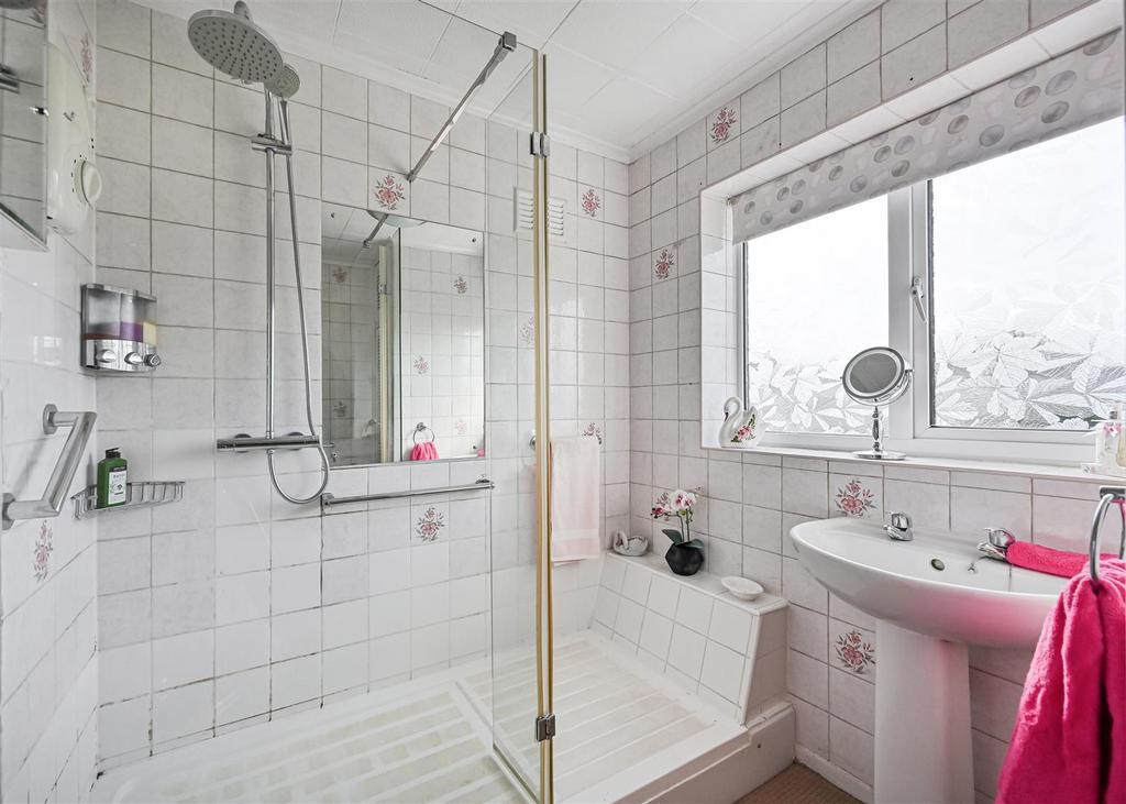 149 Pendeford Avenue-12.jpg