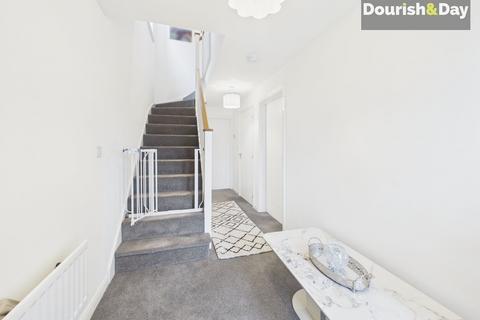 3 bedroom detached house for sale, Snowdrop Lane, Stafford ST16