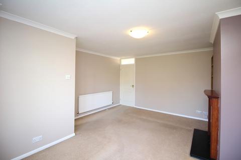 3 bedroom terraced house to rent, Longtail, CM11