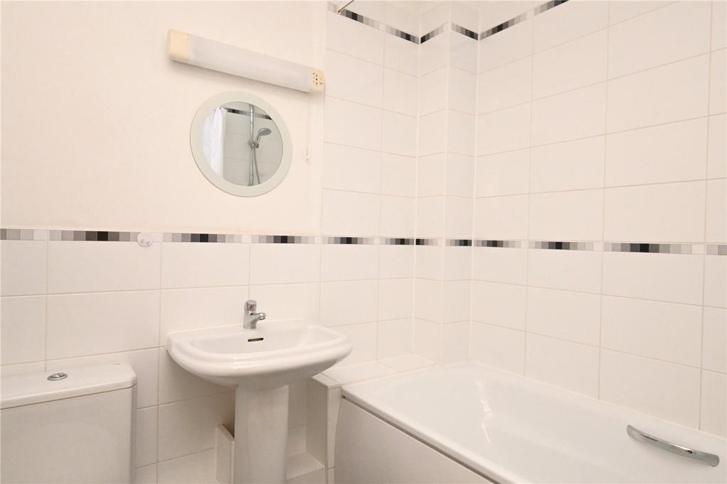 En-Suite Bathroom